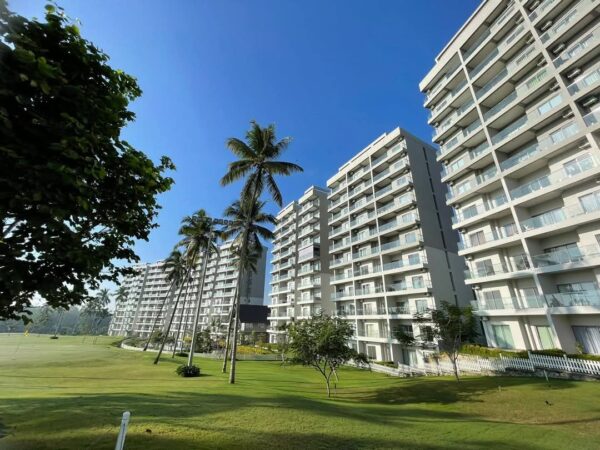 LKR 32.5 million | Furnished 2 Bedroom Apartment for SALE at Canterbury, Kahathuduwa