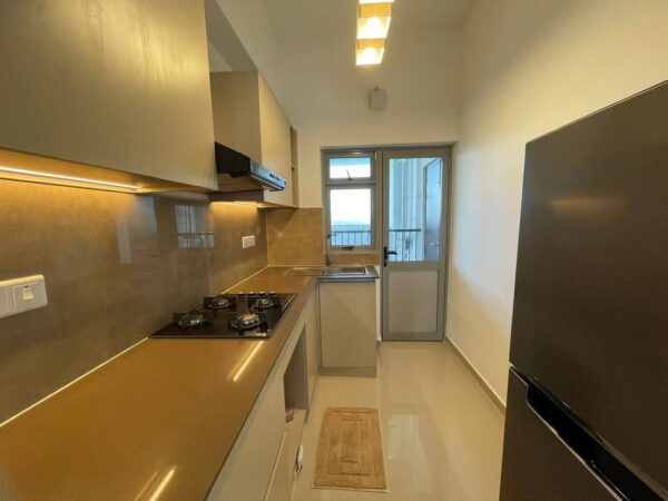 LKR 32.5 million | Furnished 2 Bedroom Apartment for SALE at Canterbury, Kahathuduwa - Image 3