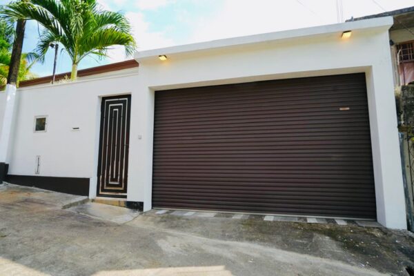 Rs 40 M House for sale in Malabe - Image 3