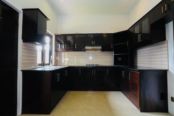Rs 40 M House for sale in Malabe - Image 4