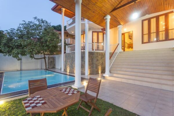 Boutique Hotel for Sale in Kandy - Image 2