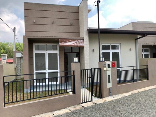 LKR 16 million | 6 Perch Brand new House for sale in Maththegoda - Image 2