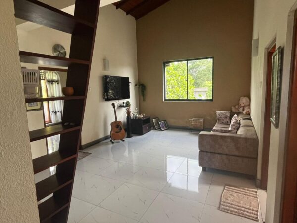 House for sale in Wattala ( Hunupitiya) - Image 4