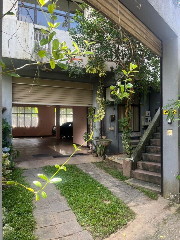House for sale in Wattala ( Hunupitiya) - Image 2