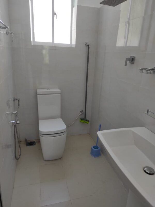 Brand New House for Sale – Malabe, Parakum Mawatha - Image 4