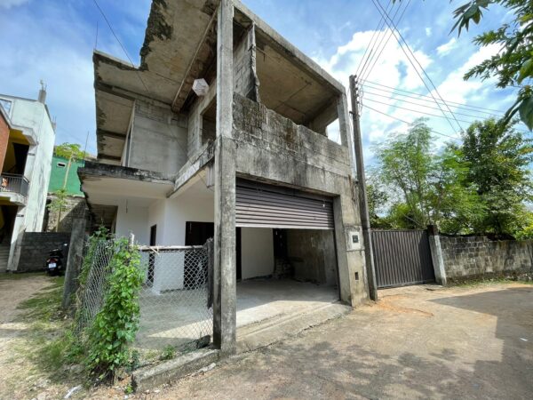 Property for Sale in Battaramulla – Half-Built House - Image 2