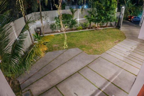 Luxury villa for sale in Battaramulla - Image 6