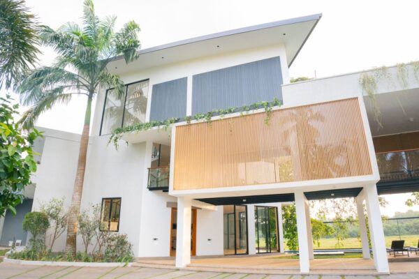 Luxury villa for sale in Battaramulla - Image 2