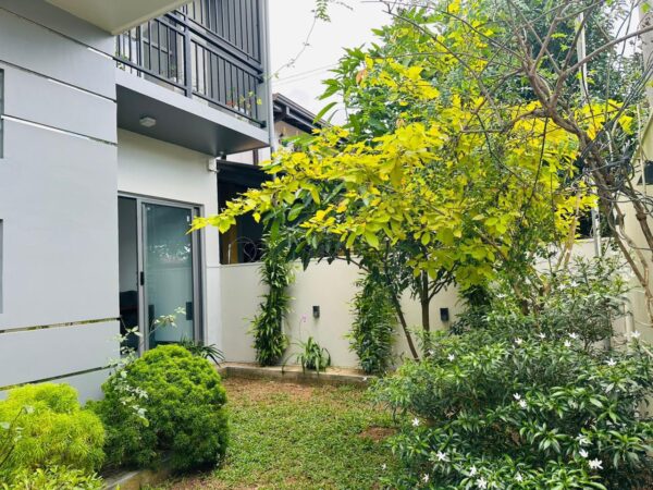 Modern semi furnished House for sale in Athurugiriya - Image 3