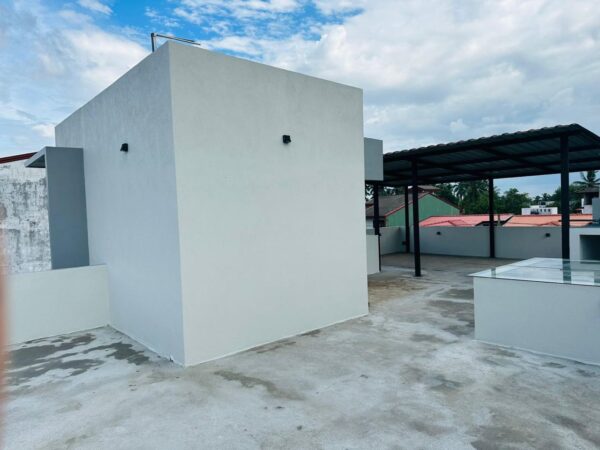 Modern semi furnished House for sale in Athurugiriya - Image 8