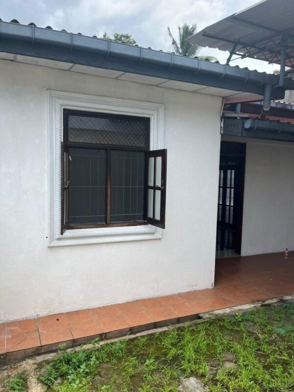 10 Perch | House for sale in Kaduwela - Image 2