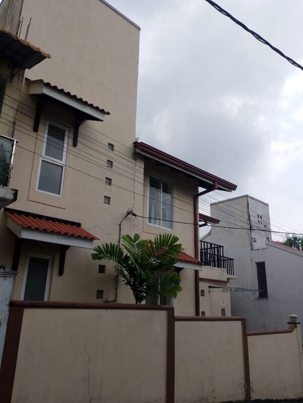 7 Perch | House for sale in Ebuldeniya - Nugegoda - Image 2