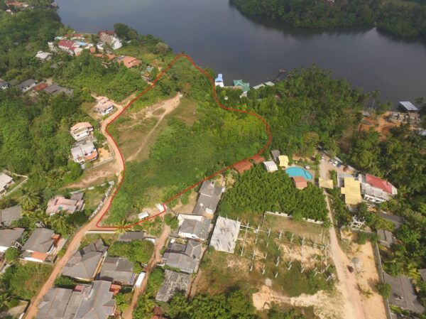 River view land for sale in Hikkaduwa - Image 2