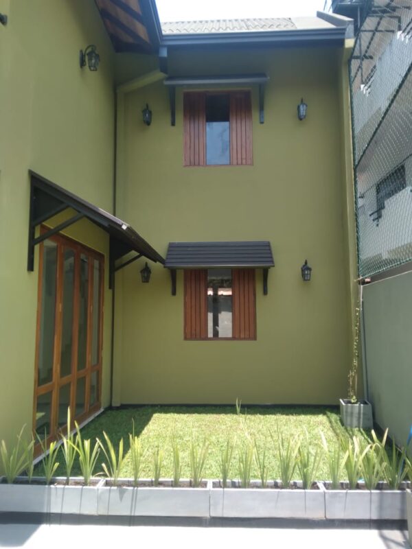 Brand New House for sale in Ja Ela - Image 6