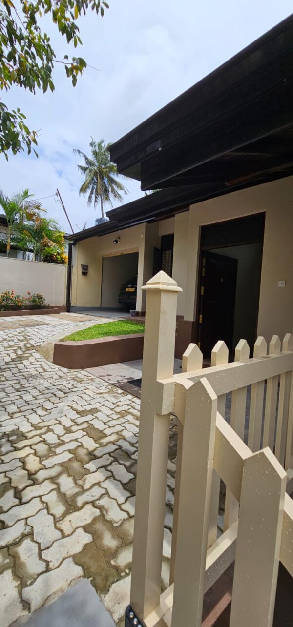 20 Perches villa for sale in Pannipitiya, Kottawa - Image 8