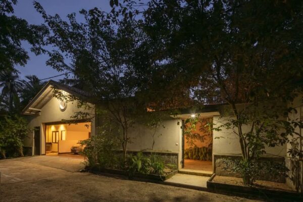 30 Perches Architect design villa for sale in Minuwangoda - Image 3