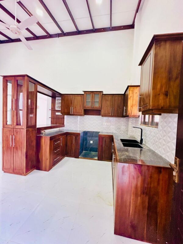Modern House for sale in MALABE - Image 6