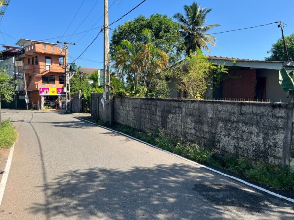 32.3 Land for sale in Maharagama - Image 4