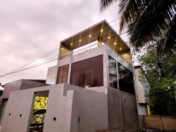 Modern House with Bolgoda Lake view in Piliyandala - Image 8
