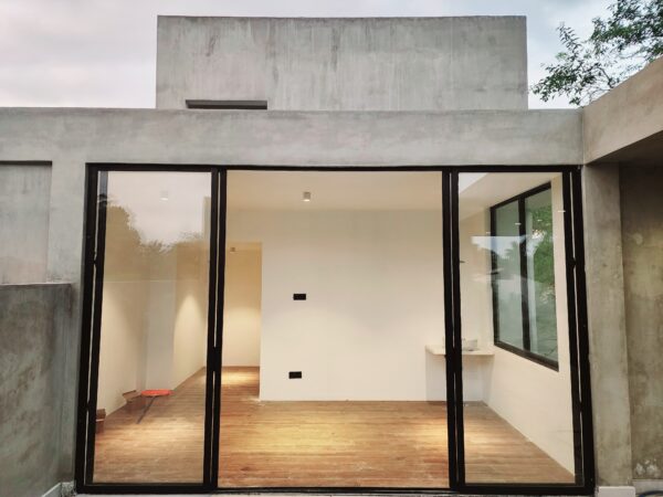 Modern House with Bolgoda Lake view in Piliyandala - Image 7
