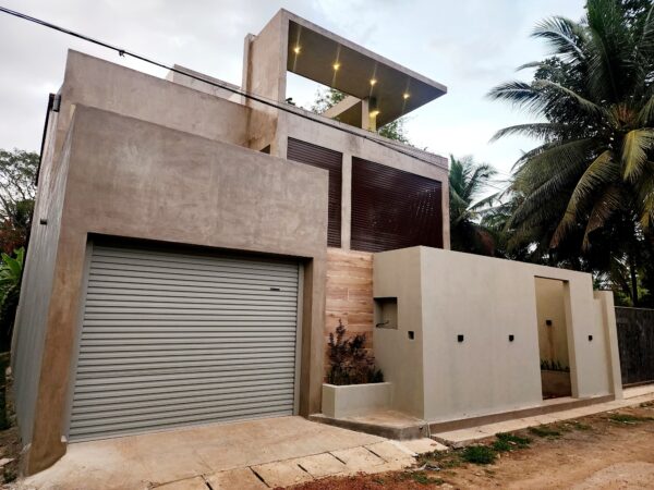 Modern House with Bolgoda Lake view in Piliyandala - Image 2