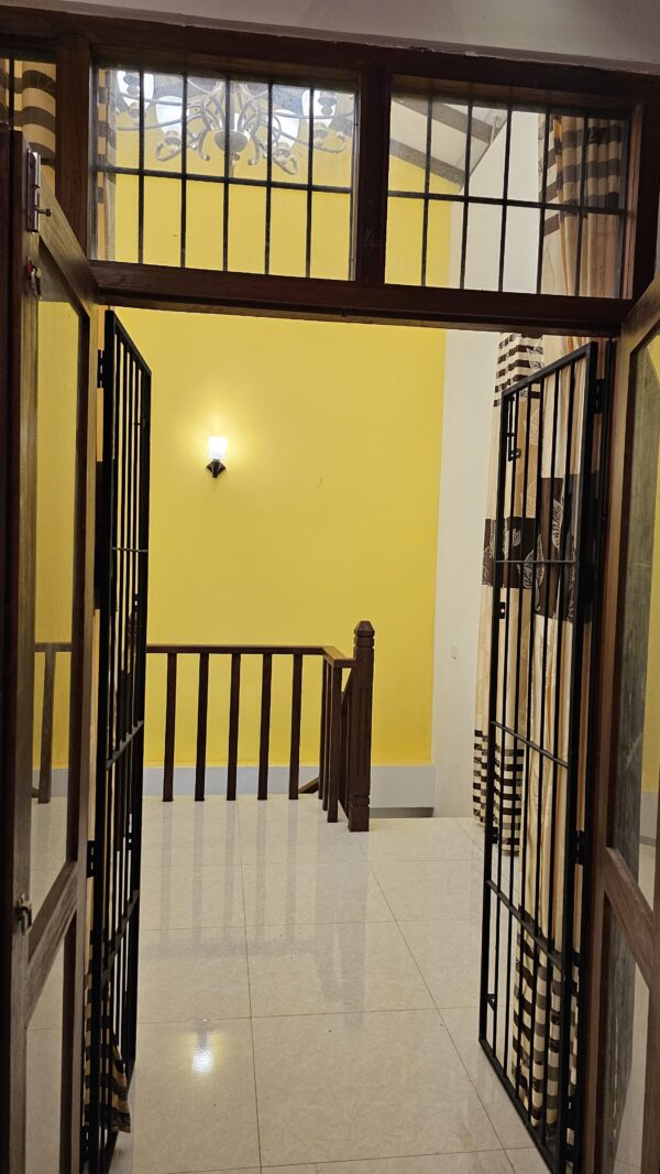 3 story House for sale in Ragama - Image 8