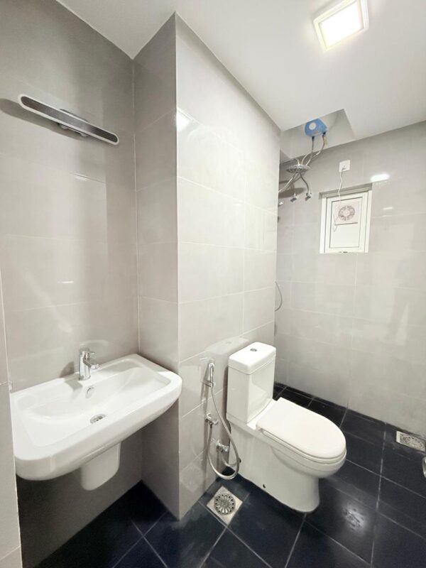 3 BR Brand new apartment for sale in Colombo 03 - Image 7