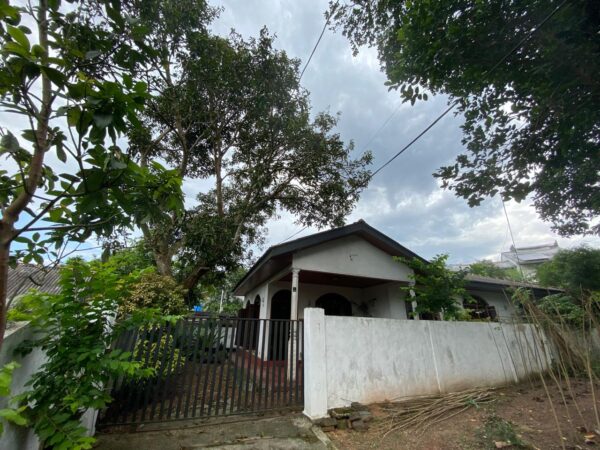 10 Perch House for sale in Thalawathugoda - Image 5