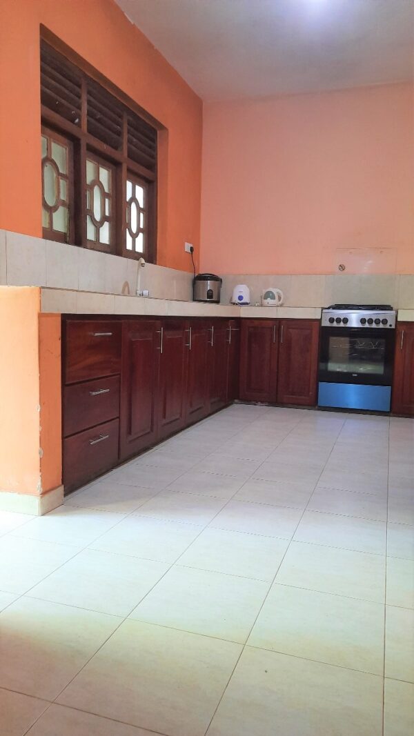 LKR 23 M House for sale in Kadawatha - Image 4