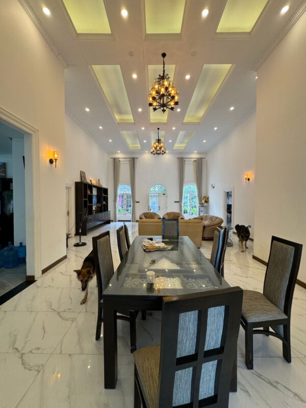 Beautiful Villa in Hikkaduwa - Image 2