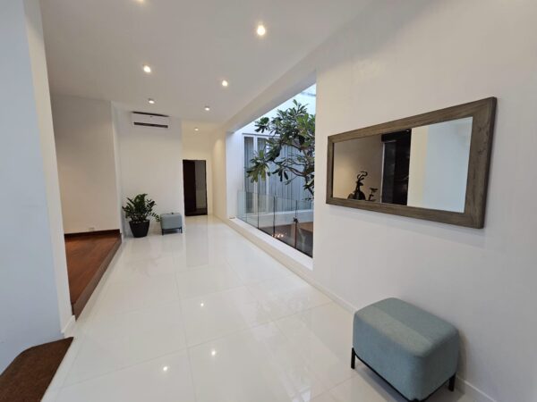 Luxury Furnished House for sale in Rattanapitiya Boralesgamuwa - Image 4