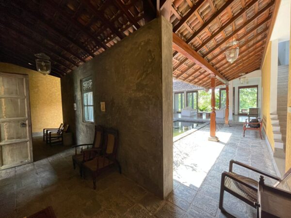 22 Perch Bawa style House for sale in Rajagiriya - Image 7