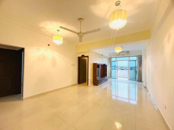 Sea View Apartment for sale in Marine City Dehiwala - Image 3