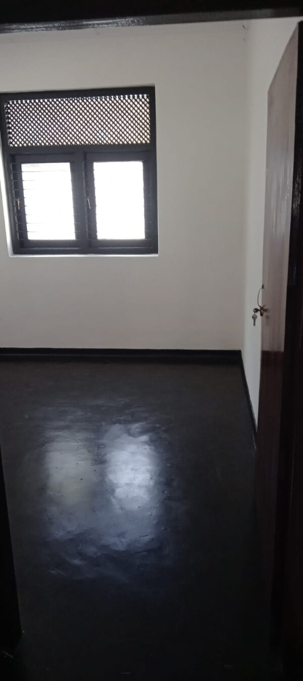 10 Perch House for sale in Mirihana, Nugegoda - Image 4