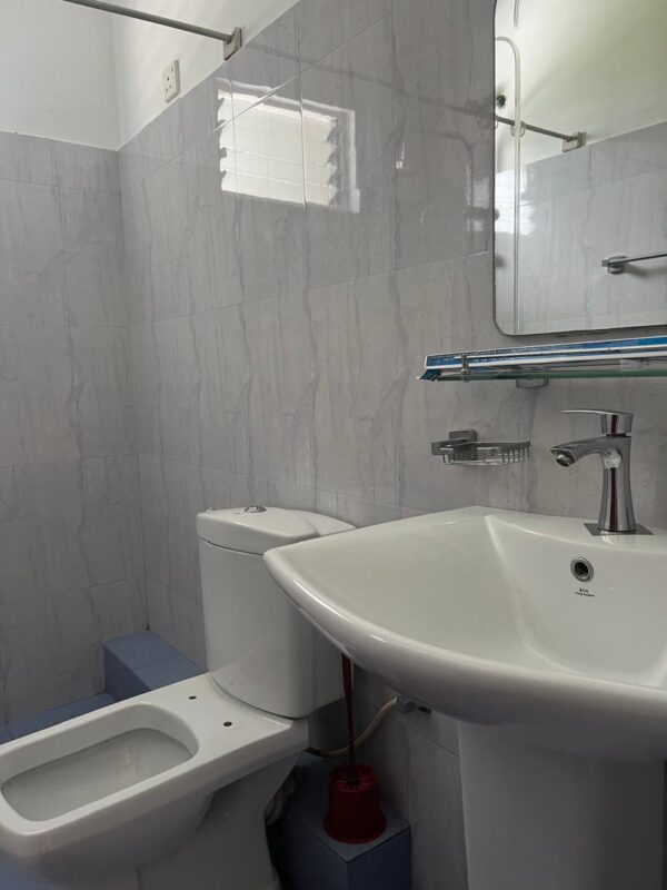 LKR 28.5 M House for sale in Kottawa - Image 3