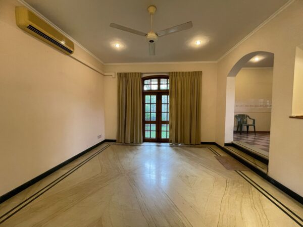 USD 2,600 (Per Month) | 4 Bedroom House for RENT in Colombo 04 (Off Dickman’s Rd) - Image 2