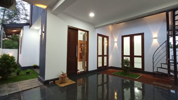 Brand new Modern House for sale in Piliyandala - Image 3