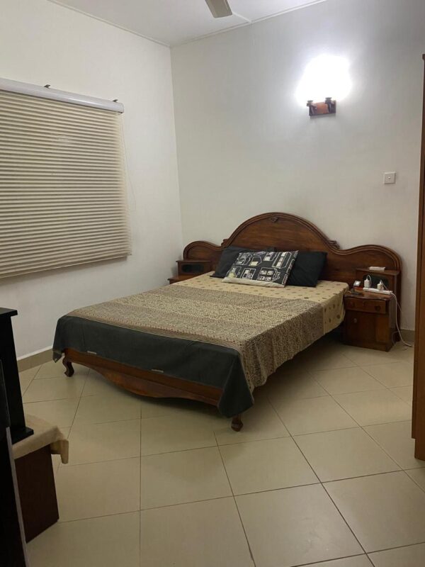 3BR Apartment for sale 195 laks - Image 2