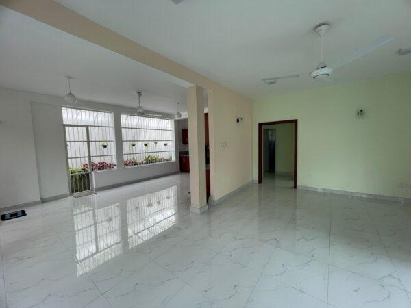 20 Perch New House for sale in Nugegoda - Image 8