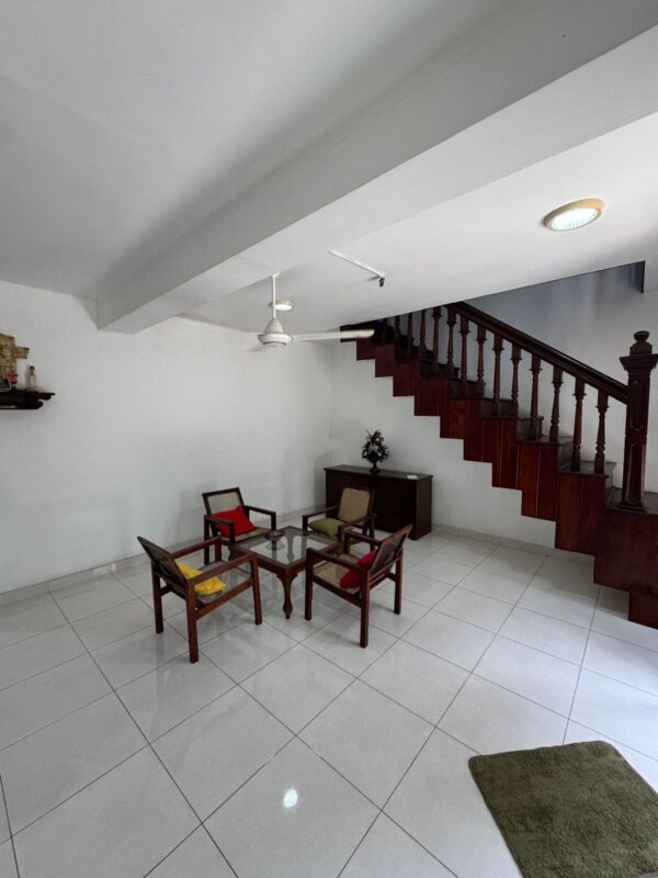 House for sale in colombo 05 - Image 4