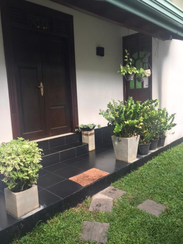 3 story House and Annex for sale in Boralesgamuwa - Image 3