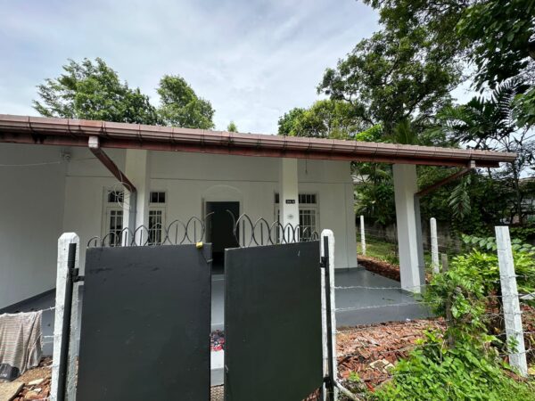 15 Perch House for sale / Rent in colombo 05 - Image 4