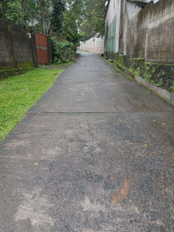 Dream villa for sale in Kadawatha - Image 6