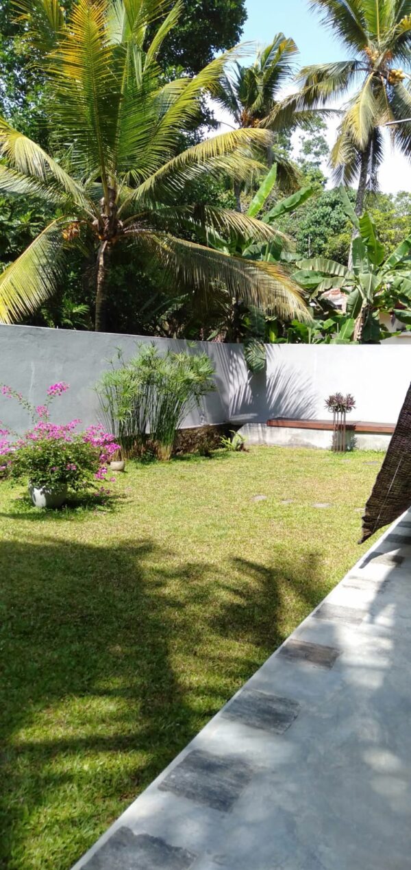 Luxury villa for sale in Galle - Image 12