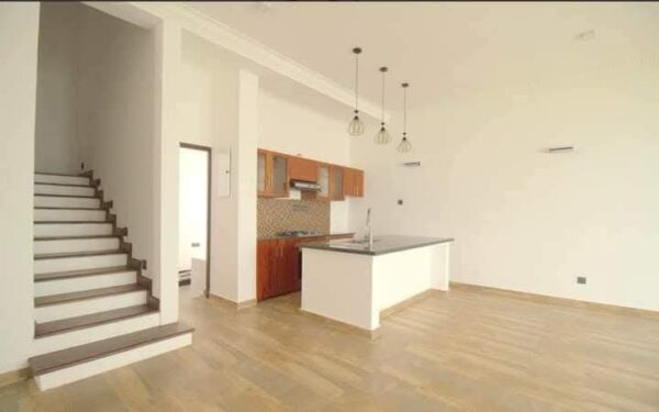 Modern House for sale in Piliyandala - Image 4