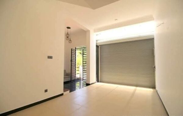 Modern House for sale in Piliyandala - Image 3