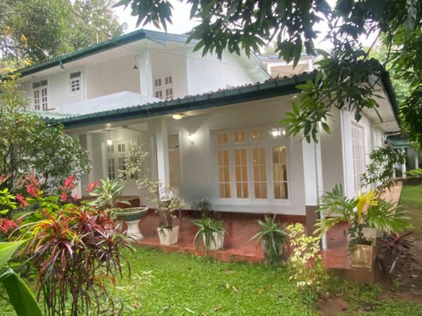 Live in Luxury Near Amaya Hills – 5BR / 44 perch House for sale - Image 2