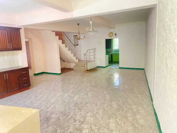 Live in Luxury Near Amaya Hills – 5BR / 44 perch House for sale - Image 9