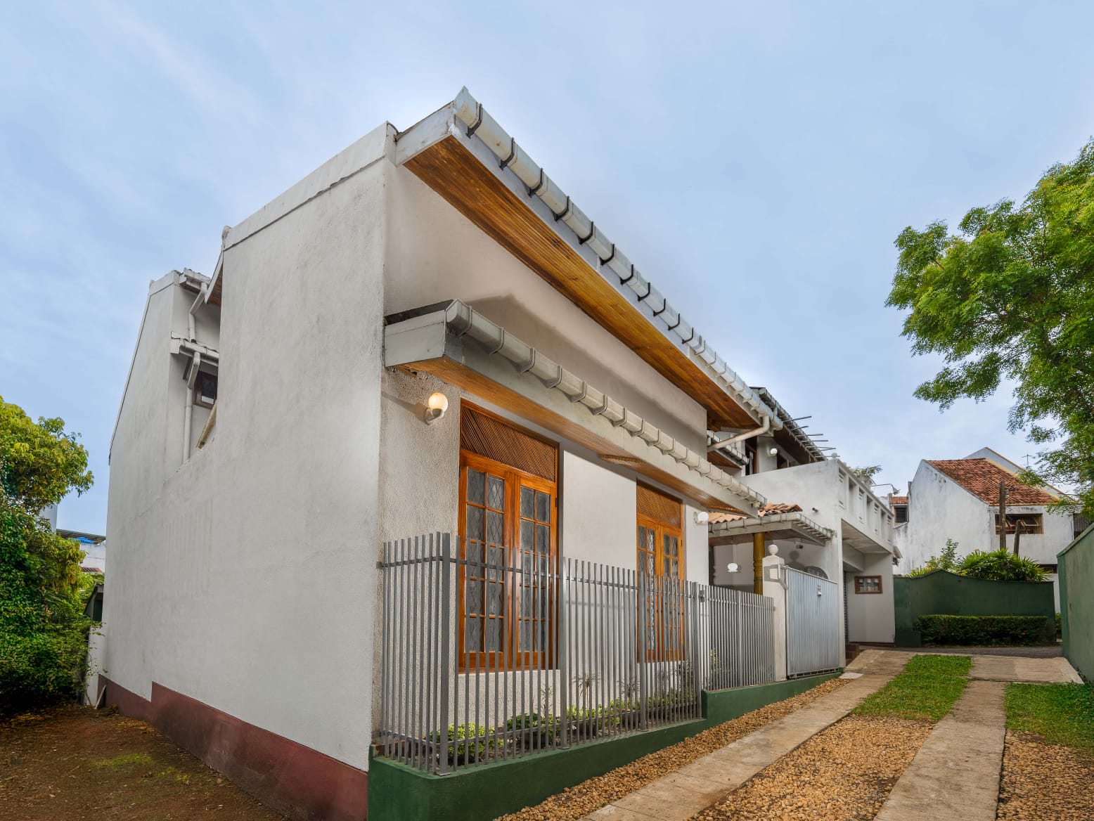 13.7 Perch House with two Annexes for sale in Kalubowila, Dehiwala - Image 9