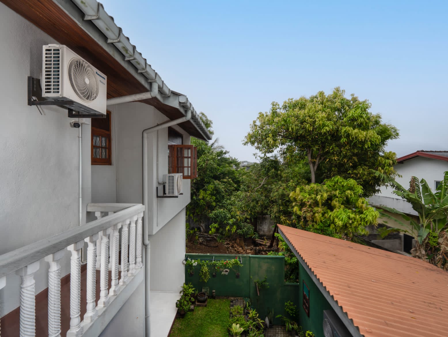 13.7 Perch House with two Annexes for sale in Kalubowila, Dehiwala - Image 10